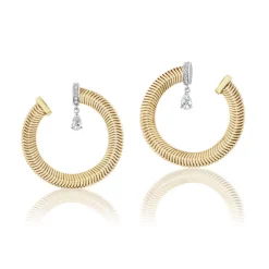 Feelings Earrings with Pear Diamonds